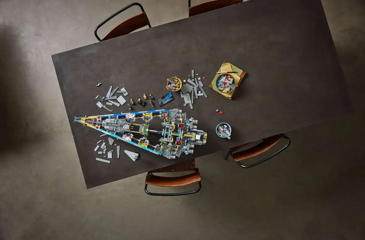 LEGO d&eacute;voile son plus long set Star Wars &agrave; 750 euros
