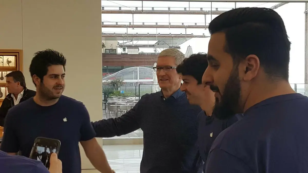 Tim Cook est en visite à Marseille ! (photos)