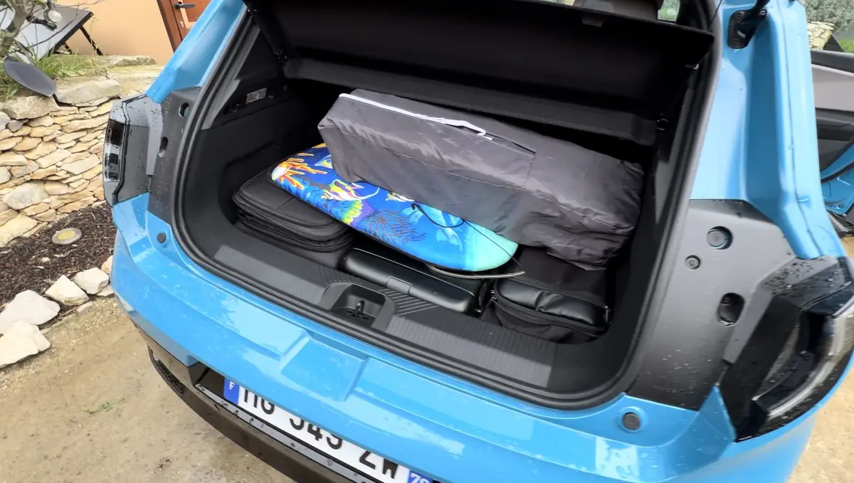 Essai Nissan Micra &eacute;lectrique&nbsp;: gal&egrave;re ou pas pour partir en vacances&nbsp;? (road-trip vid&eacute;o)