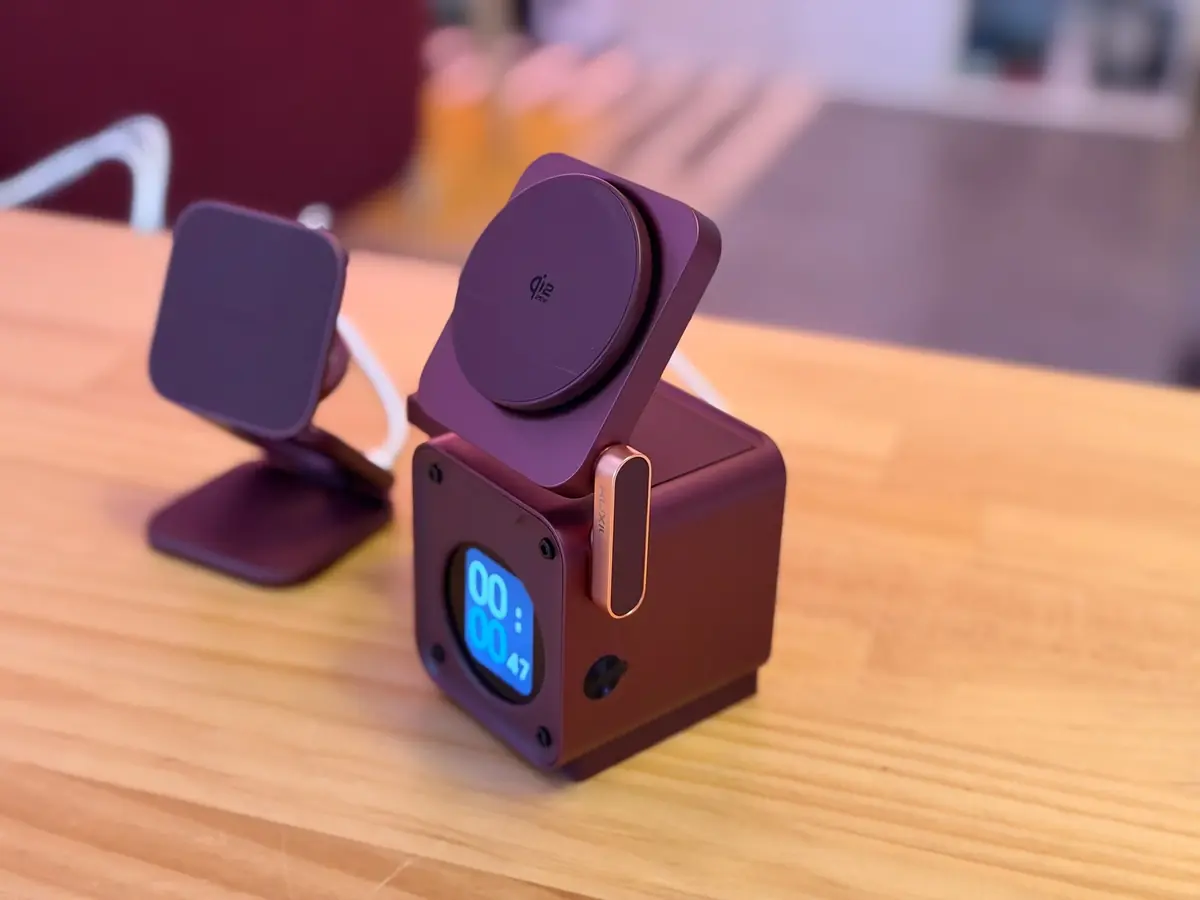 Kuxiu D5 et X40 Turbo en Bordeaux&nbsp;: les chargeurs assortis &agrave; l'iPhone 18 Pro