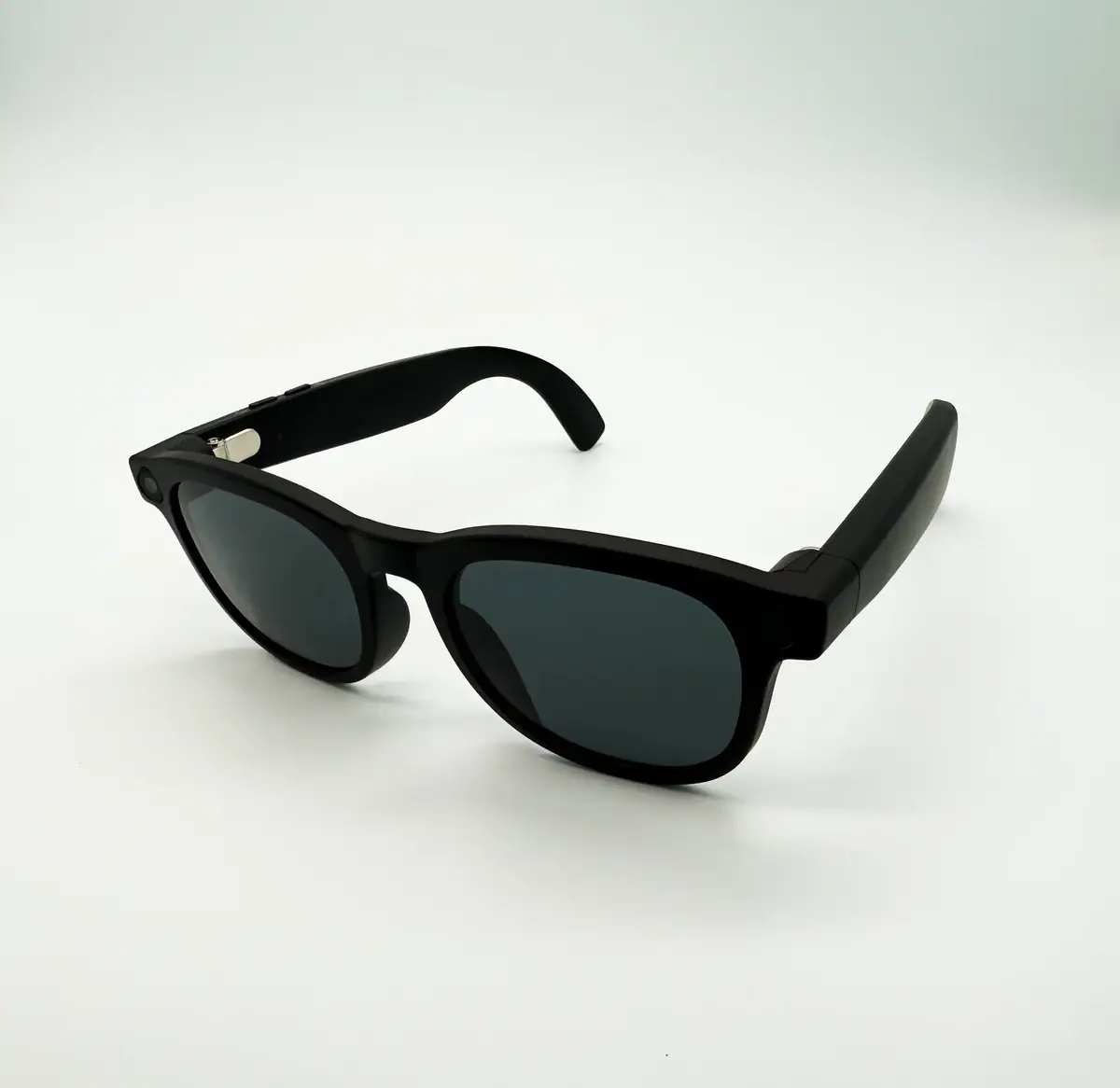 Save lance des lunettes connect&eacute;es &agrave; traduction IA pour moins de 100 euros