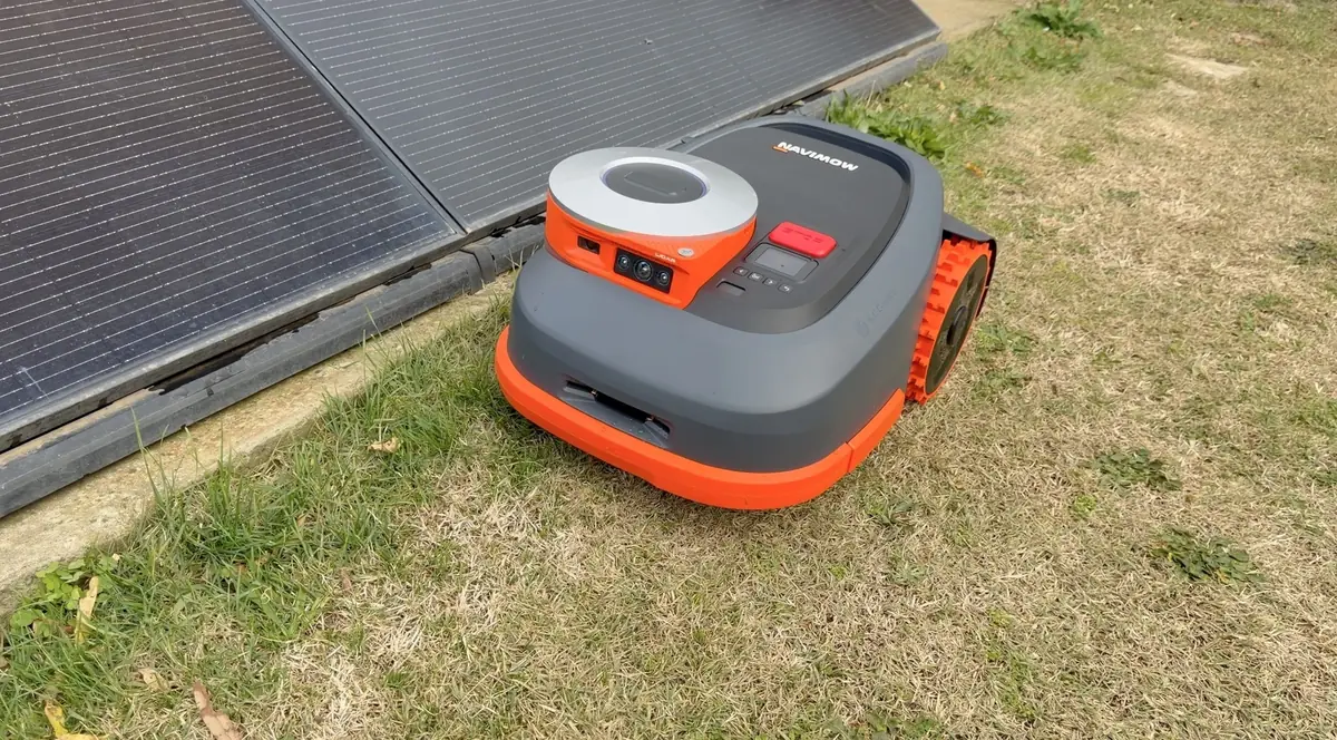 Test Navimow H206&nbsp;: un robot-tondeuse avec LIDAR et AirTag int&eacute;gr&eacute;s pour les grands jardins&nbsp;!