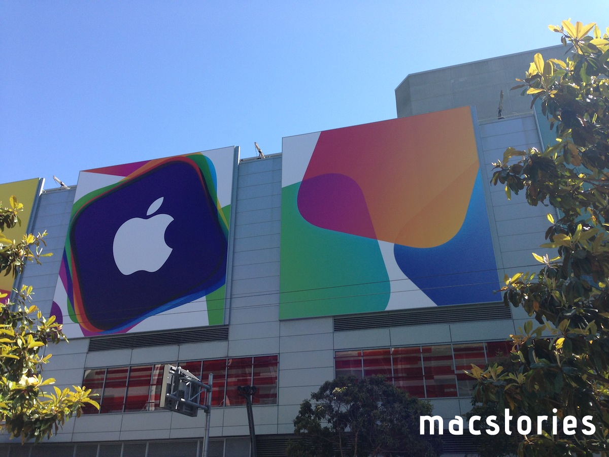 Le Moscone Center finit de s'habiller aux couleurs de la WWDC