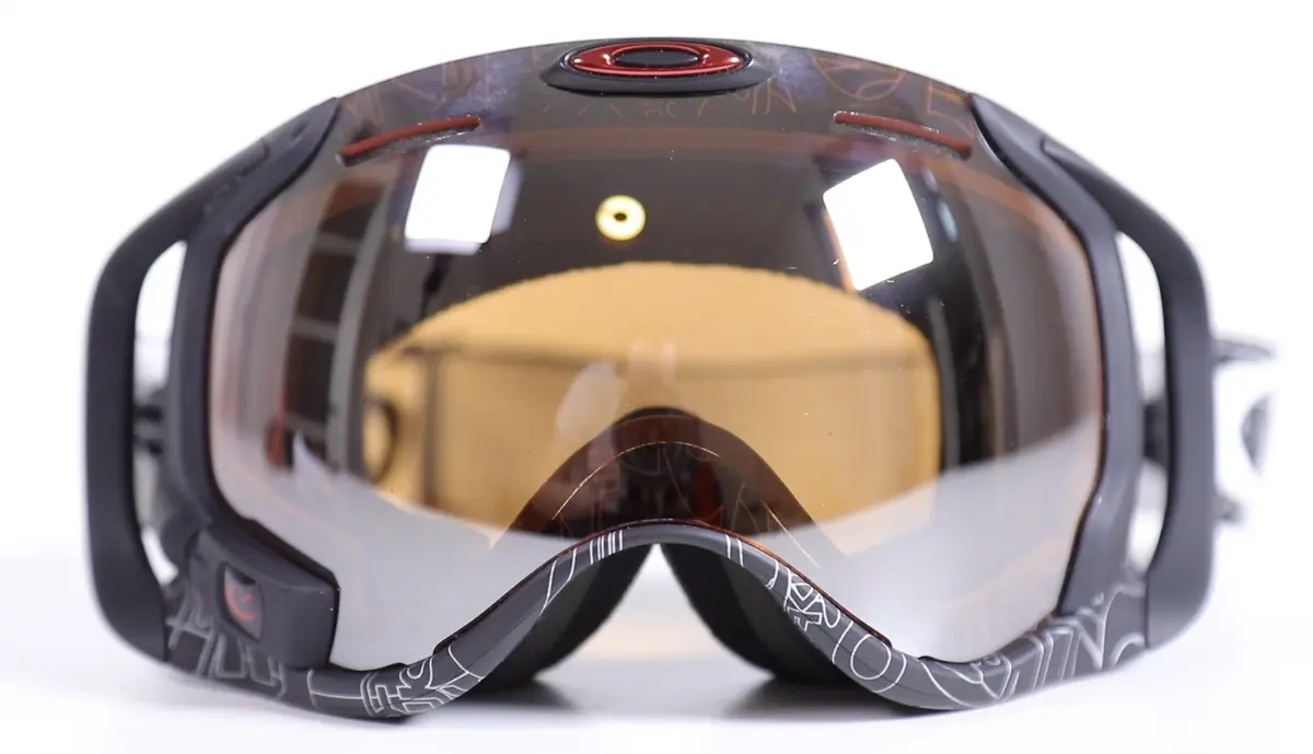 Test du Oakley Airwave 1.5, un masque de ski connecté avec affichage tête haute !