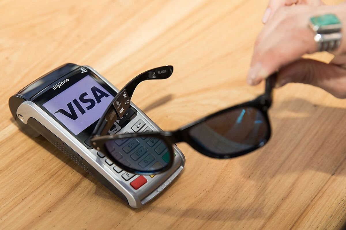 Visa : un programme pour payer (sans contact) avec des lunettes de soleil