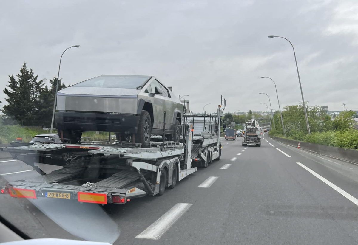 Une personne a pu conduire le Tesla Cybertruck sur la route en Europe (ce n'est pas GMK)