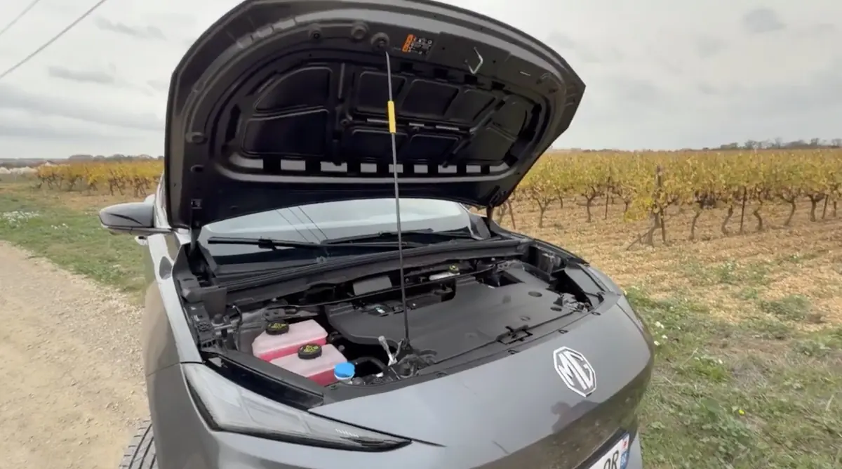 Essai MG S5&nbsp;: ~30 000&euro; pour un SUV &eacute;lectrique complet, imbattable&nbsp;?