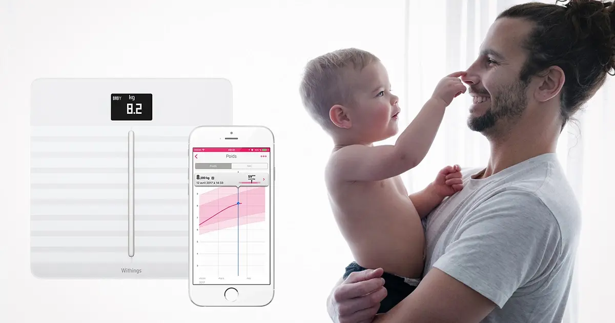 Les balances de Withings (Nokia) permettent de peser son bébé en le portant