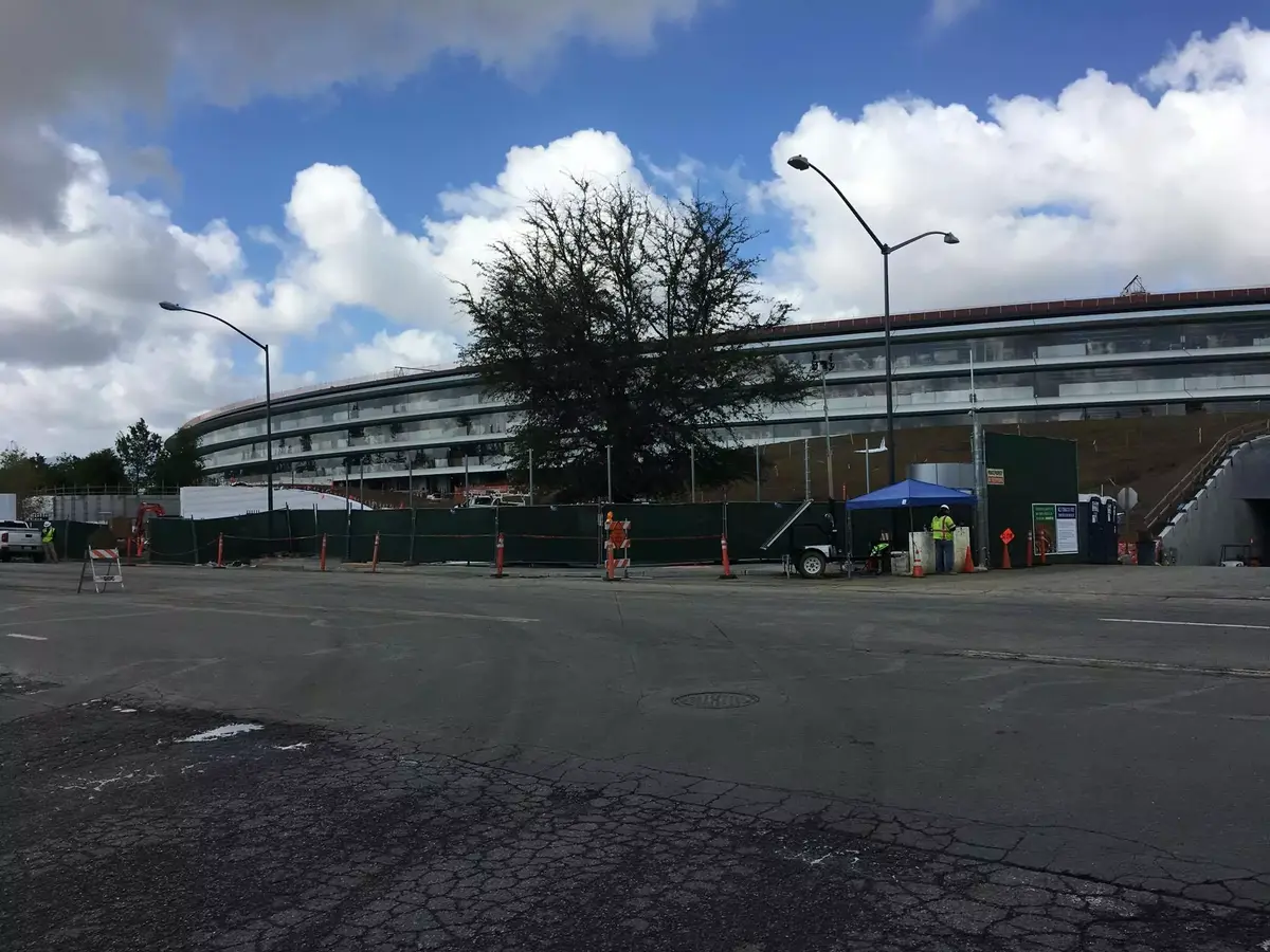 En direct d'Apple Park : quelques photos du nouveau campus d'Apple !