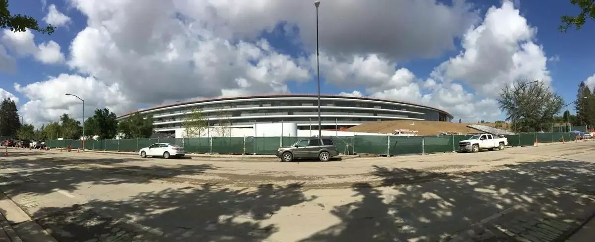 En direct d'Apple Park : quelques photos du nouveau campus d'Apple !