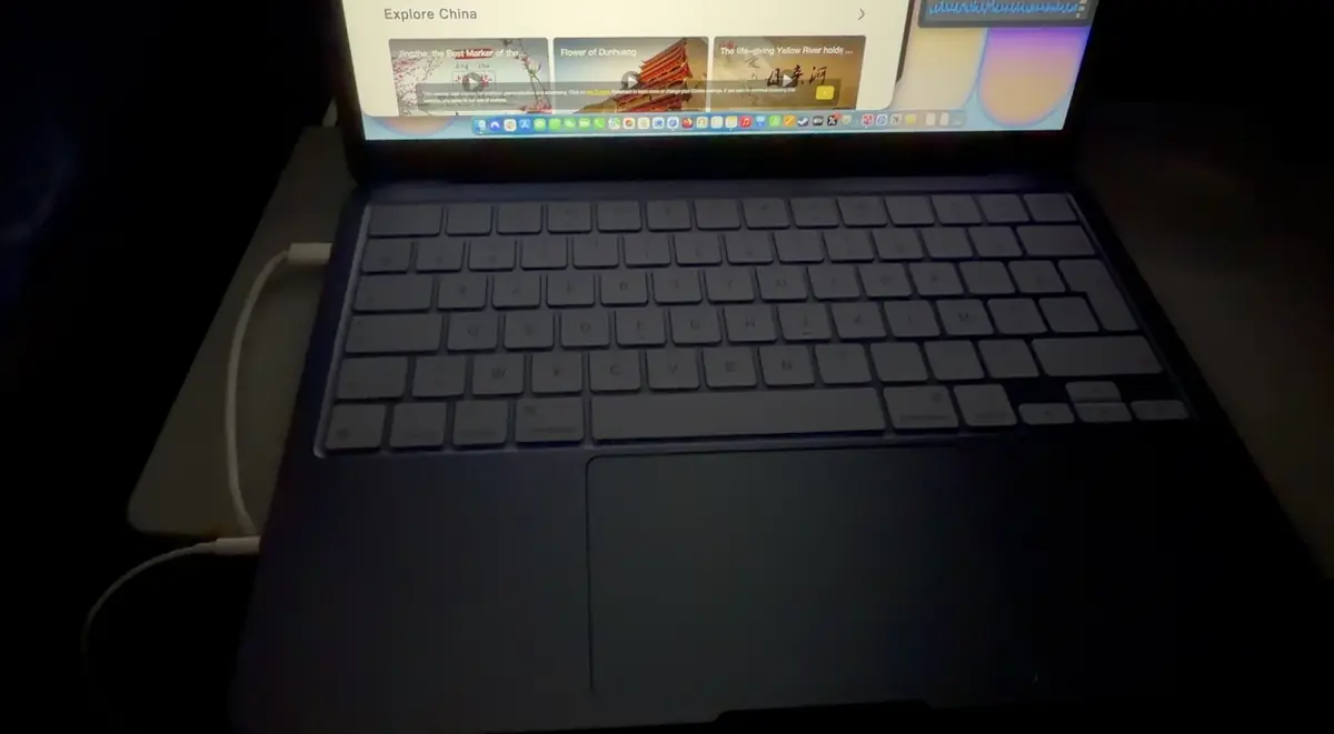 Test du MacBook Neo durant 15 jours en Chine, le Mac id&eacute;al pour voyager&nbsp;?