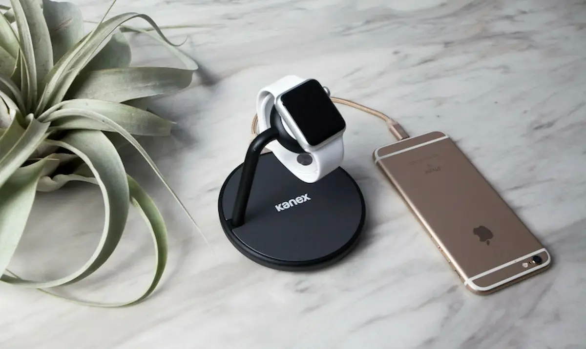 Apple Watch : Kanex lance son support "GoPower" (MFi) avec recharge iPhone