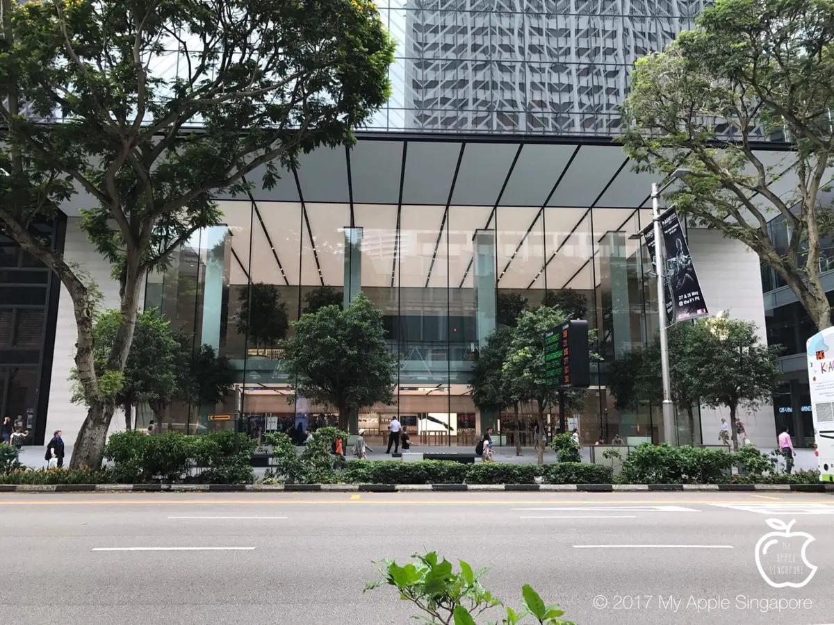 Visite de l'Apple Store de Singapour avant son inauguration fin mai