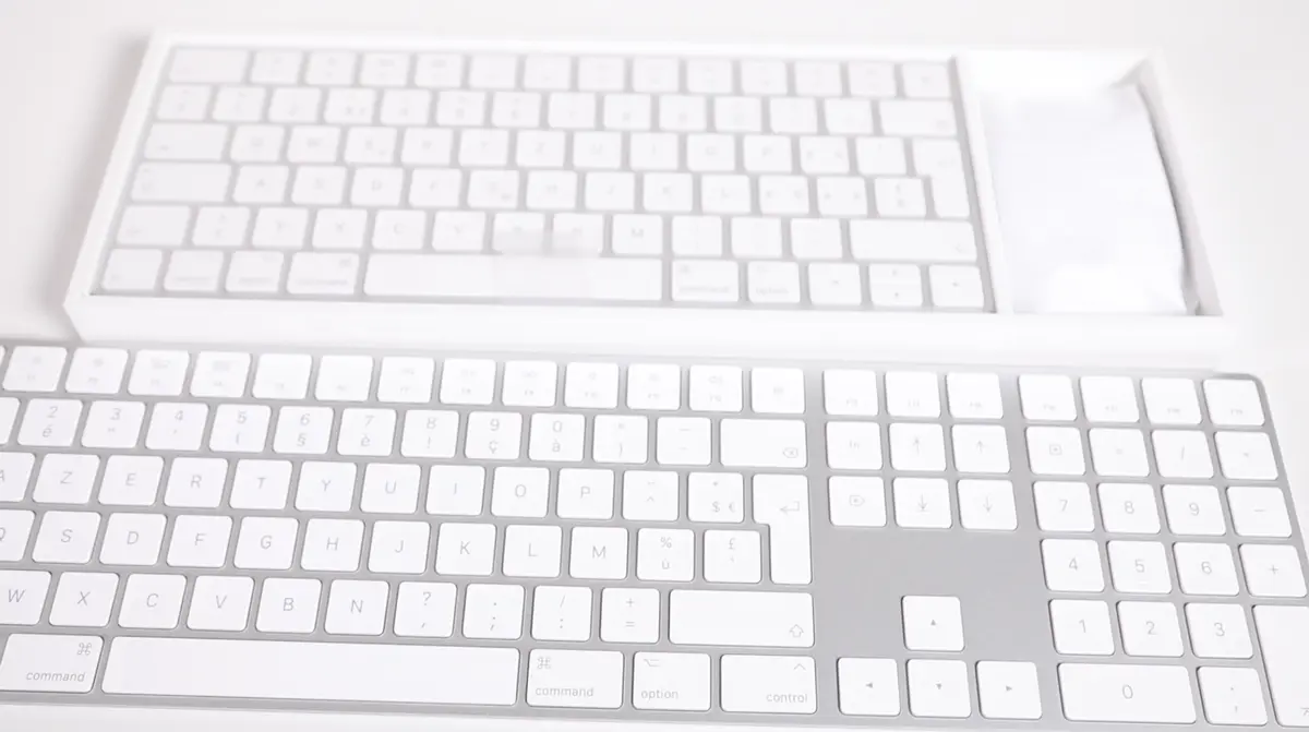 Prise en main de l'iMac 4k (2017) en vidéo ! (et son Magic Keyboard étendu sans fil)