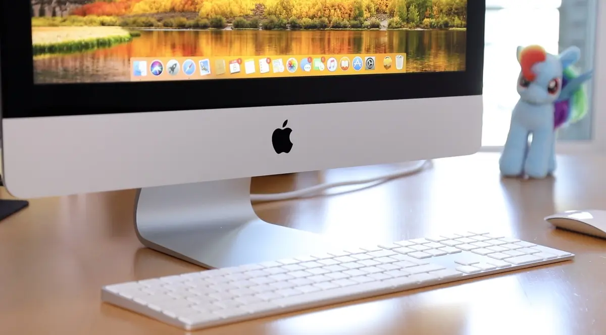 Prise en main de l'iMac 4k (2017) en vidéo ! (et son Magic Keyboard étendu sans fil)