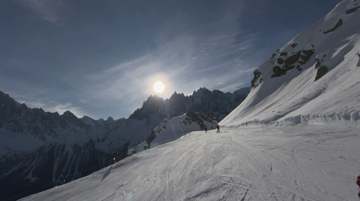 On a testé l'Apple Vision Pro au ski ! Un vrai potentiel, mal exploité