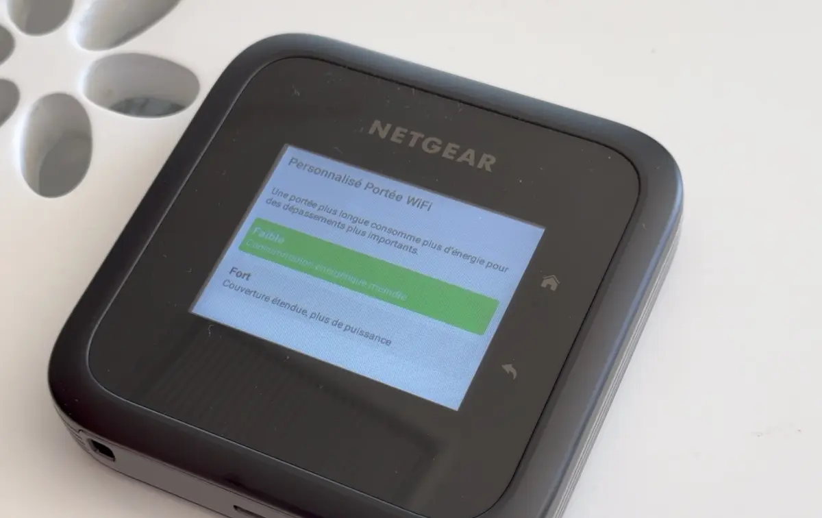 Test Netgear M6 Pro : le meilleur routeur portable 5G et WiFi 6E de 2023 ?