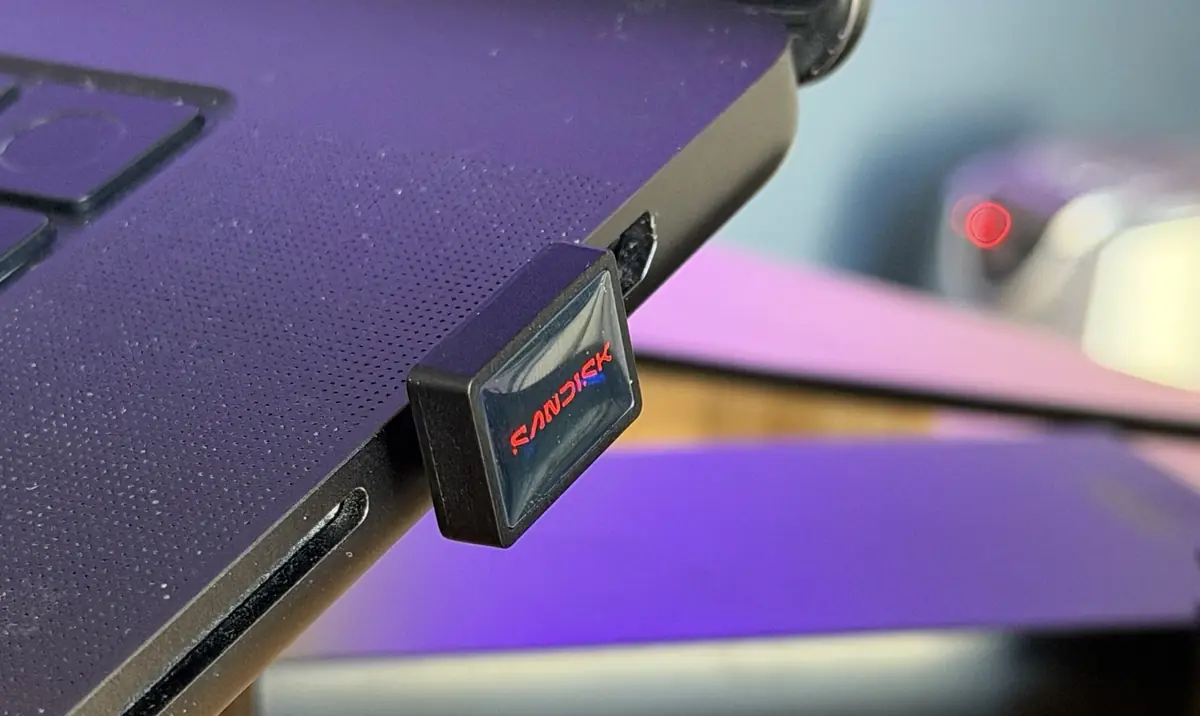 Petit test de la clef SANDISK Extreme Fit&nbsp;: 1To &agrave; accrocher dans l'USB C du MacBook&nbsp;!