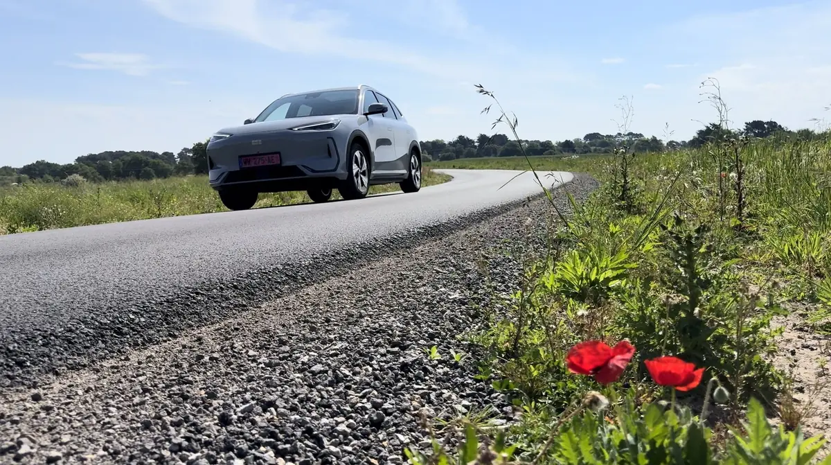 Essai Geely E5&nbsp;: une bonne le&ccedil;on de "premium" &agrave; Volkswagen et Stellantis&nbsp;!
