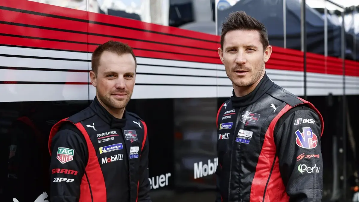 Porsche ressort le logo Apple arc-en-ciel de 1980 sur sa voiture de course