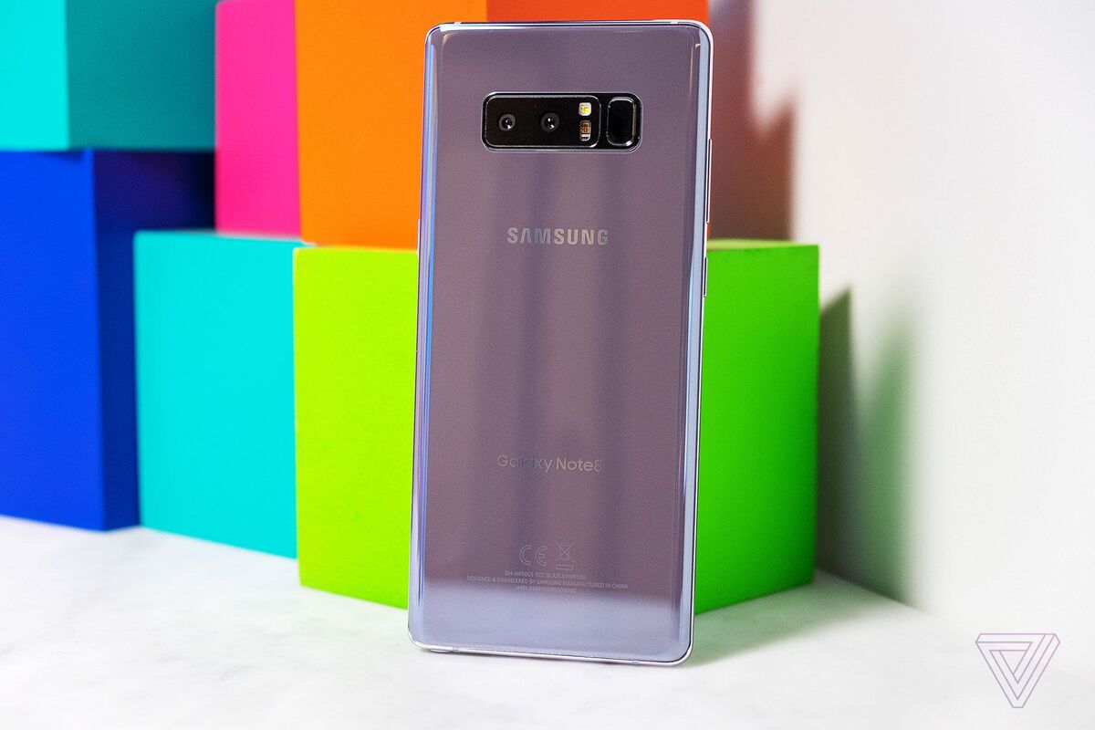 Samsung présente son Galaxy Note 8 : double-capteur, 1000€ et un écran "infini" de 6,3"