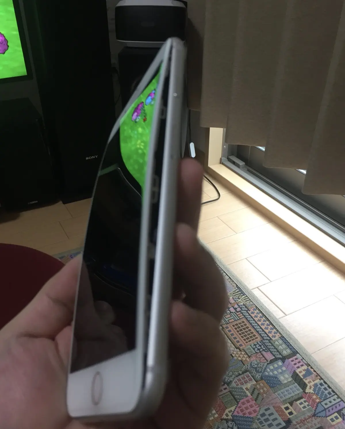 Oups ! Certains iPhone 8 s'ouvriraient en deux pendant la charge ! (photos)