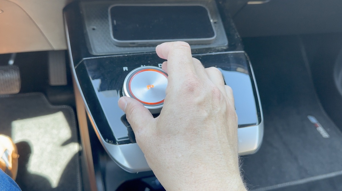 Essai MG4 Luxury : prix, autonomie, recharge... la meilleure voiture électrique abordable de 2023 ?