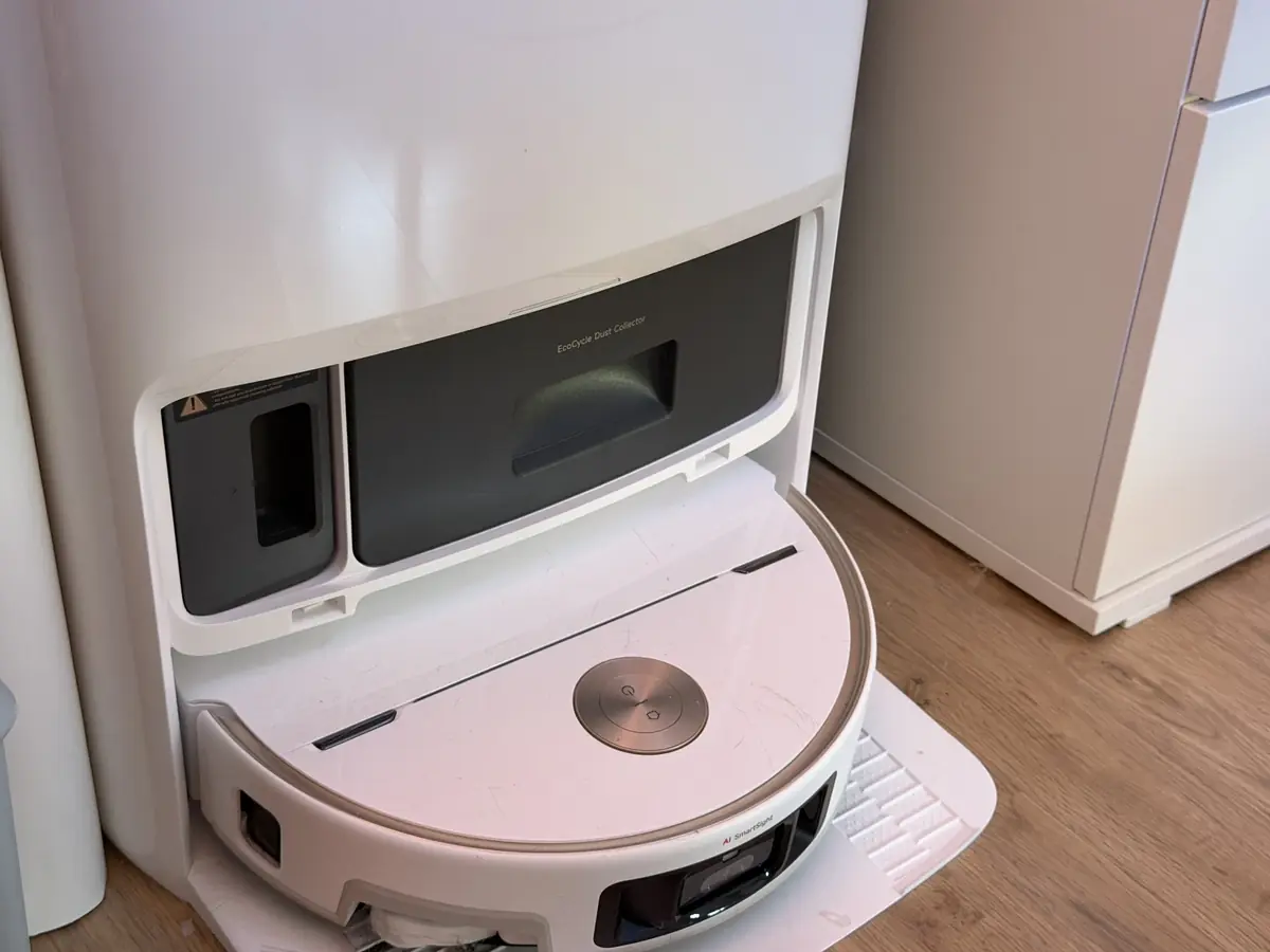Test du MOVA V70 Ultra Complete&nbsp;: le robot aspirateur qui a le bras long