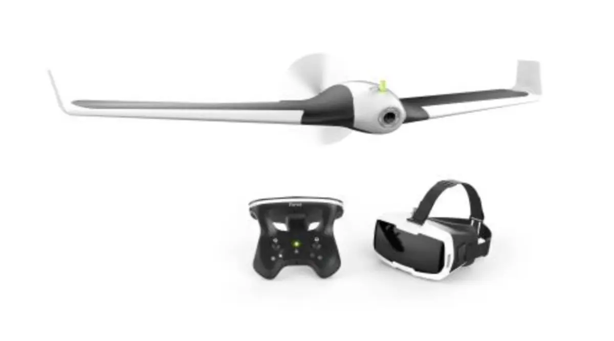 עסקה טובה: Parrot Disco, Skycontroller 2 ו