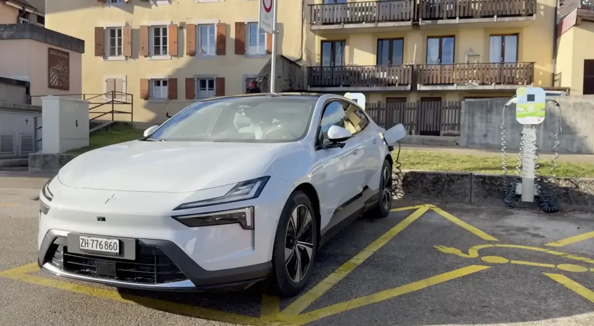 Adieu Tesla&nbsp;? Trois mois en Polestar 4 Long Range Single Motor&nbsp;!