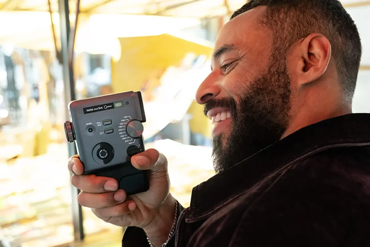 Vid&eacute;o, r&eacute;tro et instantan&eacute;&nbsp;: Fujifilm r&eacute;invente l&rsquo;Instax