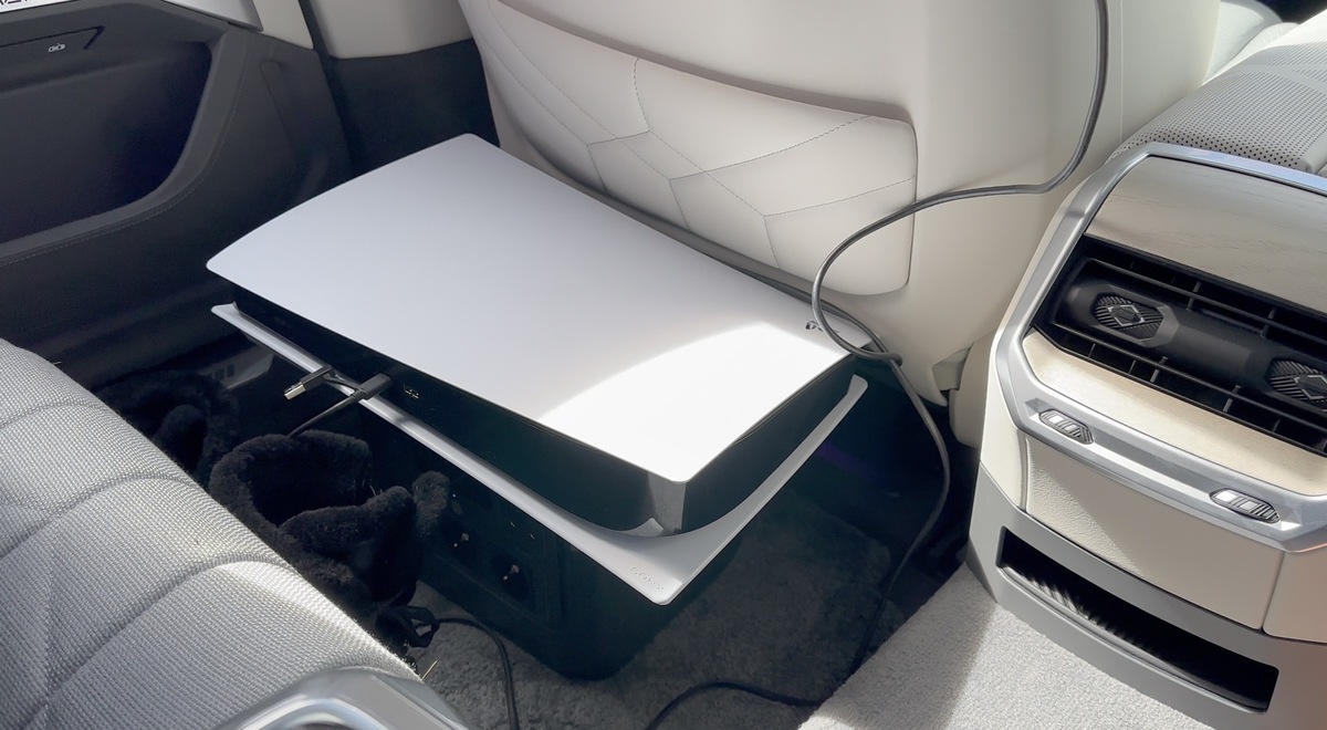 Essai BMW i7 : PS5, écran 8K, CarKey... plus techno que Tesla ?