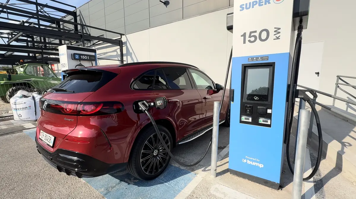P&eacute;nalit&eacute;s abusives et tarifs opaques&nbsp;: la "charge lente" des voitures &eacute;lectriques vire &agrave; l'arnaque&nbsp;!