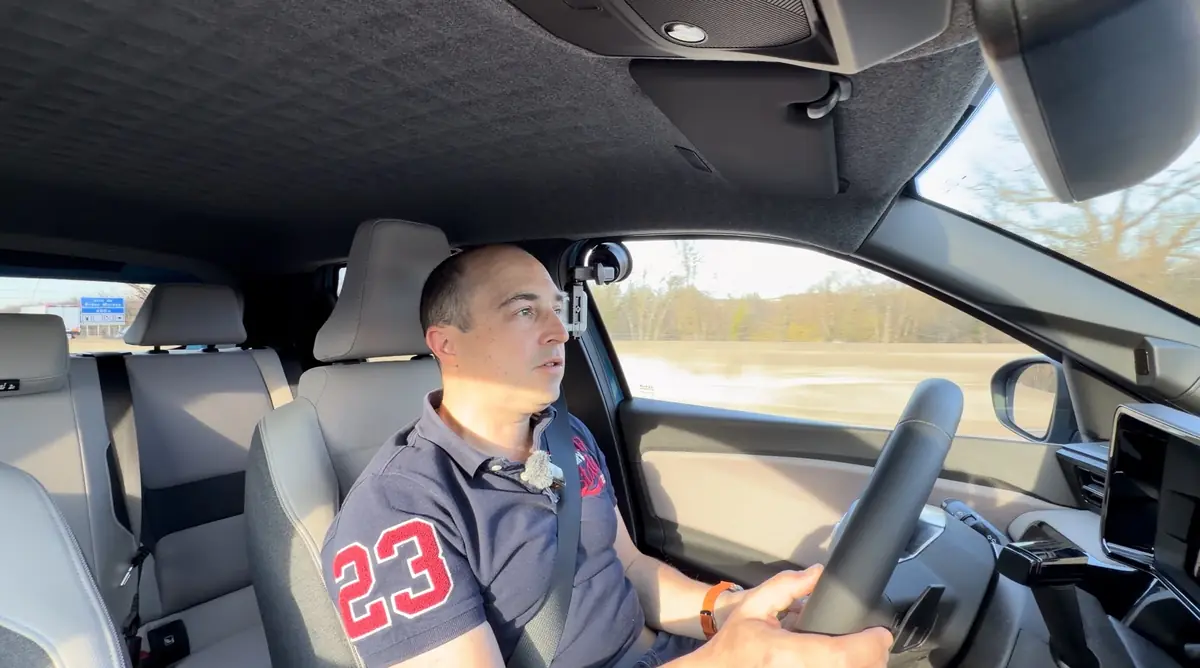 Essai Nissan Micra &eacute;lectrique&nbsp;: gal&egrave;re ou pas pour partir en vacances&nbsp;? (road-trip vid&eacute;o)