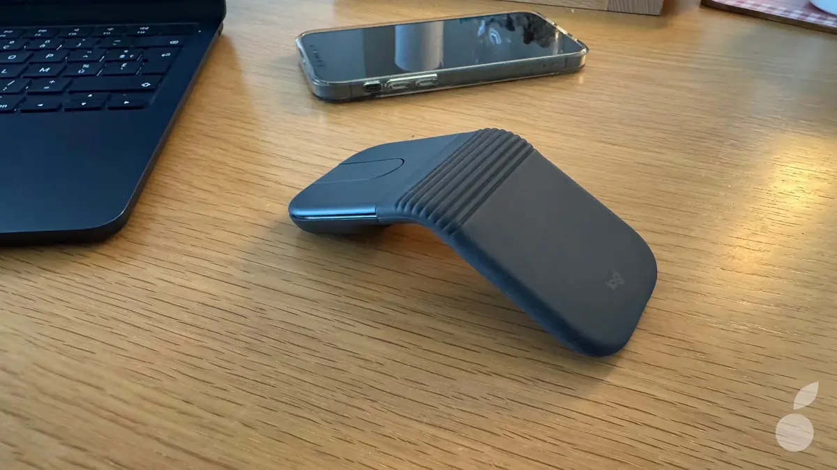 Test de la Logitech Mobi Fold&nbsp;: la souris pliable &agrave; emmener partout (et &agrave; glisser dans sa poche)
