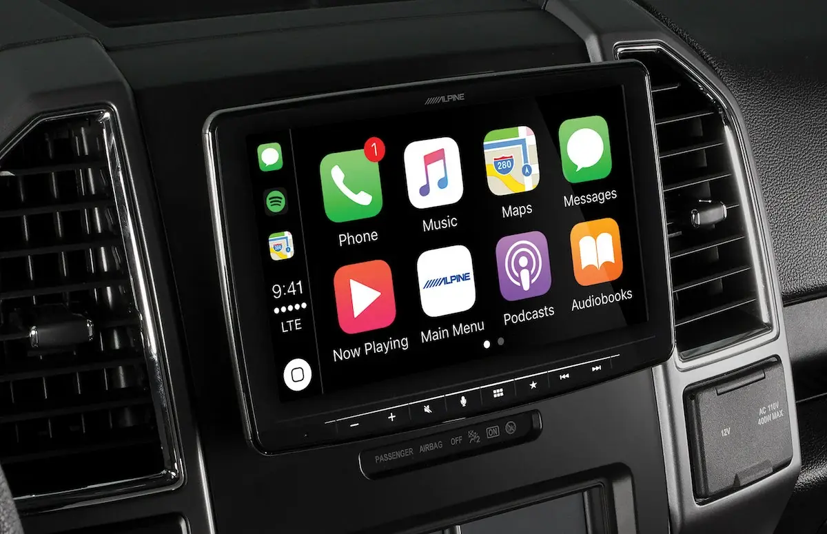 #CES : CarPlay sur un écran orientable de 9 pouces chez Alpine