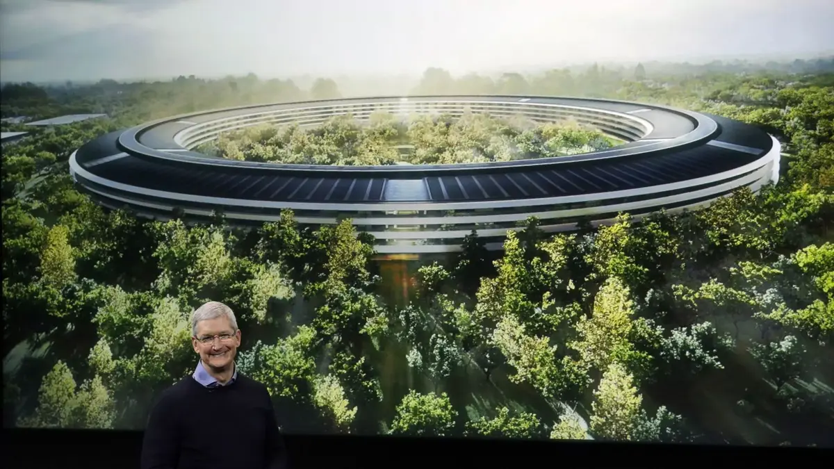 Que peut bien cacher Jony Ive avec le recrutement massif de designers à l'Apple Park ?