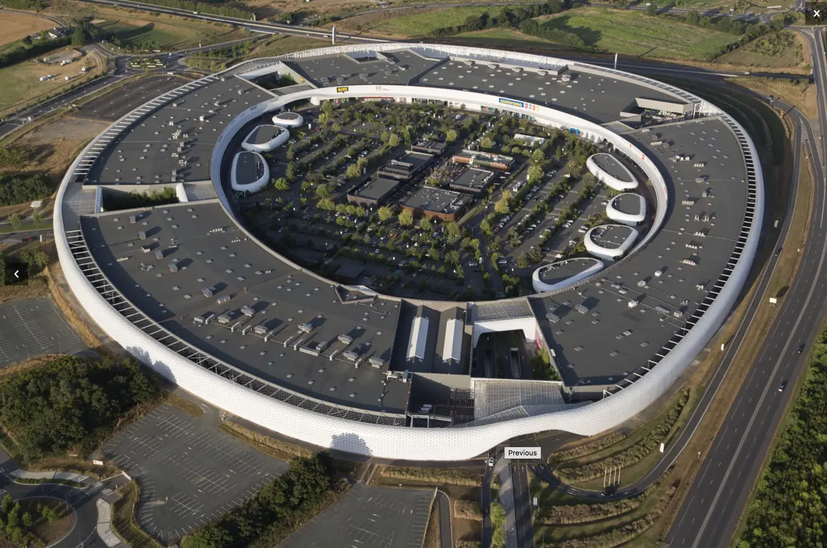 Insolite : on a retrouvé Apple Park à... Angers !