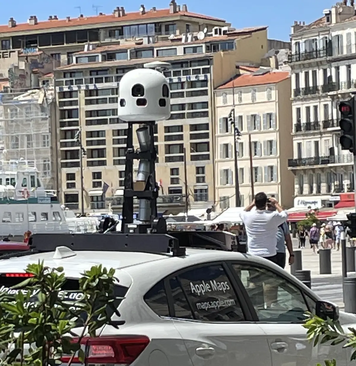 Apple Maps de passage sur le Vieux Port de Marseille (photo)