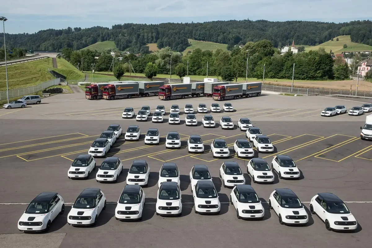 En Suisse, des voitures électriques pour compenser la pénurie d'électricité