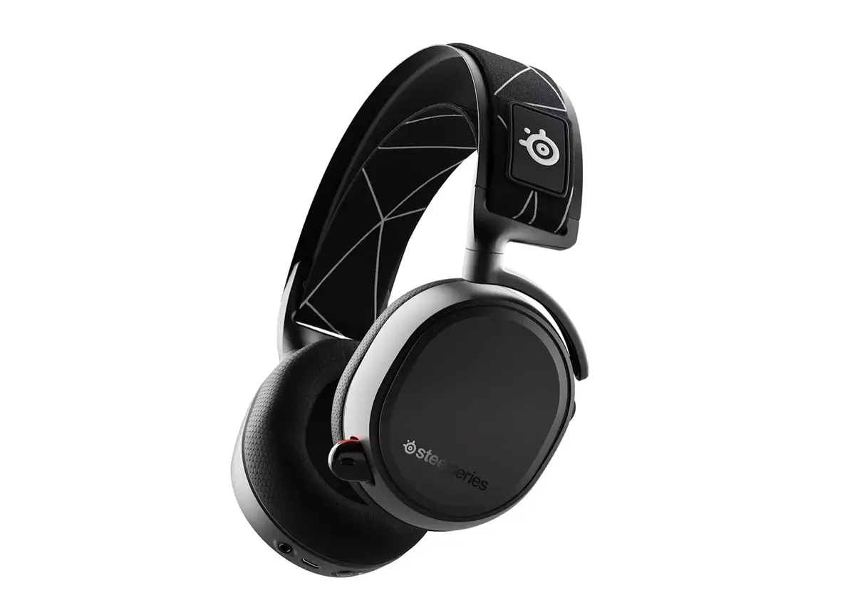 Black Friday : jusqu'à -50€ sur les casques gaming SteelSeries (7P+ à 99€)