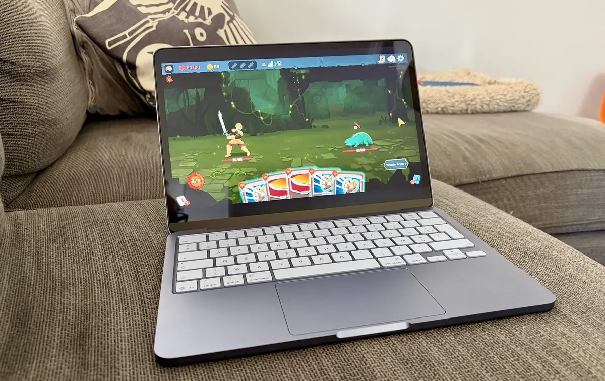 Slay the Spire 2 va comme un gant au macBook Neo
