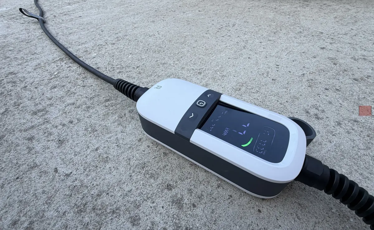 Test du Rheidon P200 3K6&nbsp;: le meilleur chargeur mobile pour voiture &eacute;lectrique en 2026&nbsp;?