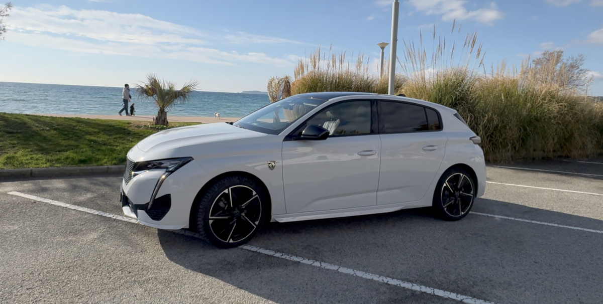 Essai e-308 électrique : le pire et le meilleur de Peugeot