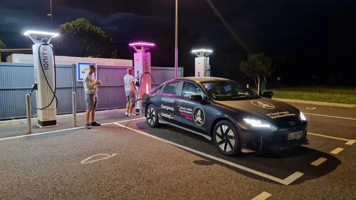 Interview : jusqu'au Cap Nord en Ioniq 6, record battu face à Tesla !