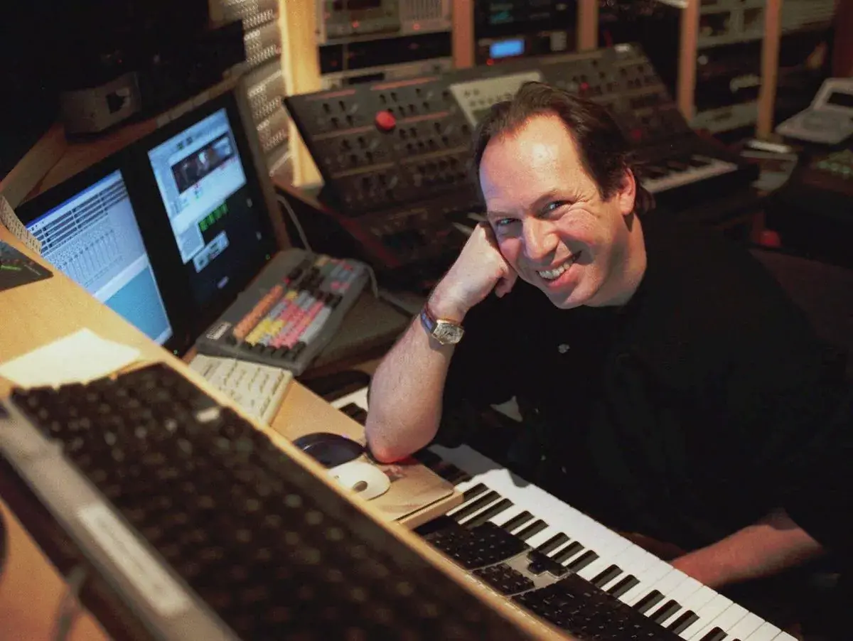 Le compositeur Hans Zimmer fait l'éloge de l'audio spatial d'Apple Music et des AirPods Max