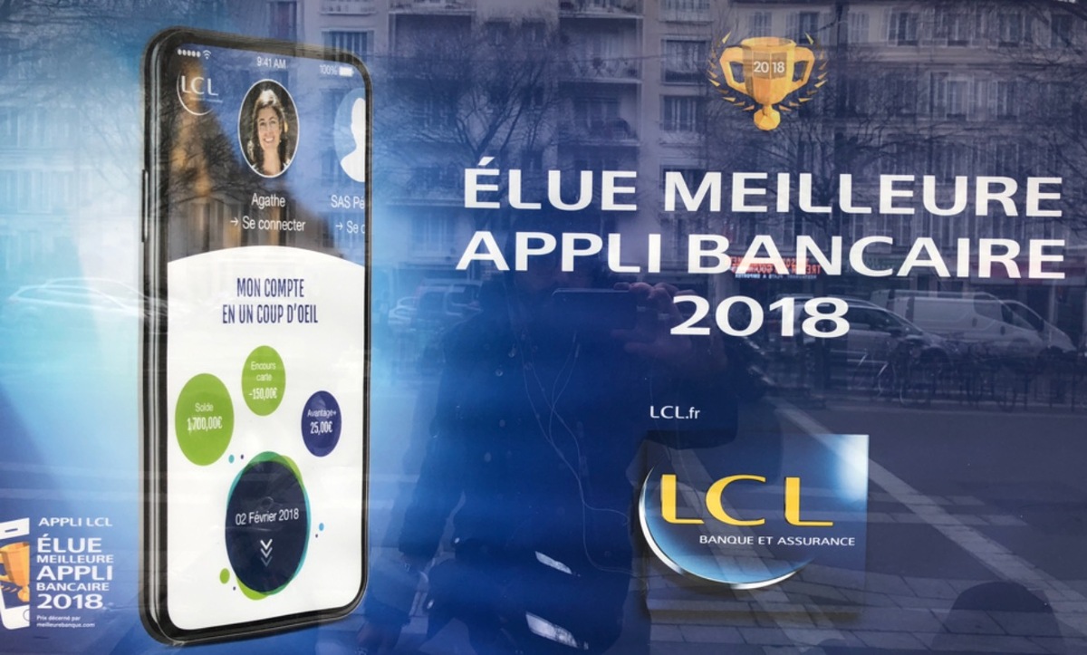 Des lauriers et un iPhone X sans encoche sur les publicités LCL (mais toujours pas d'Apple Pay)