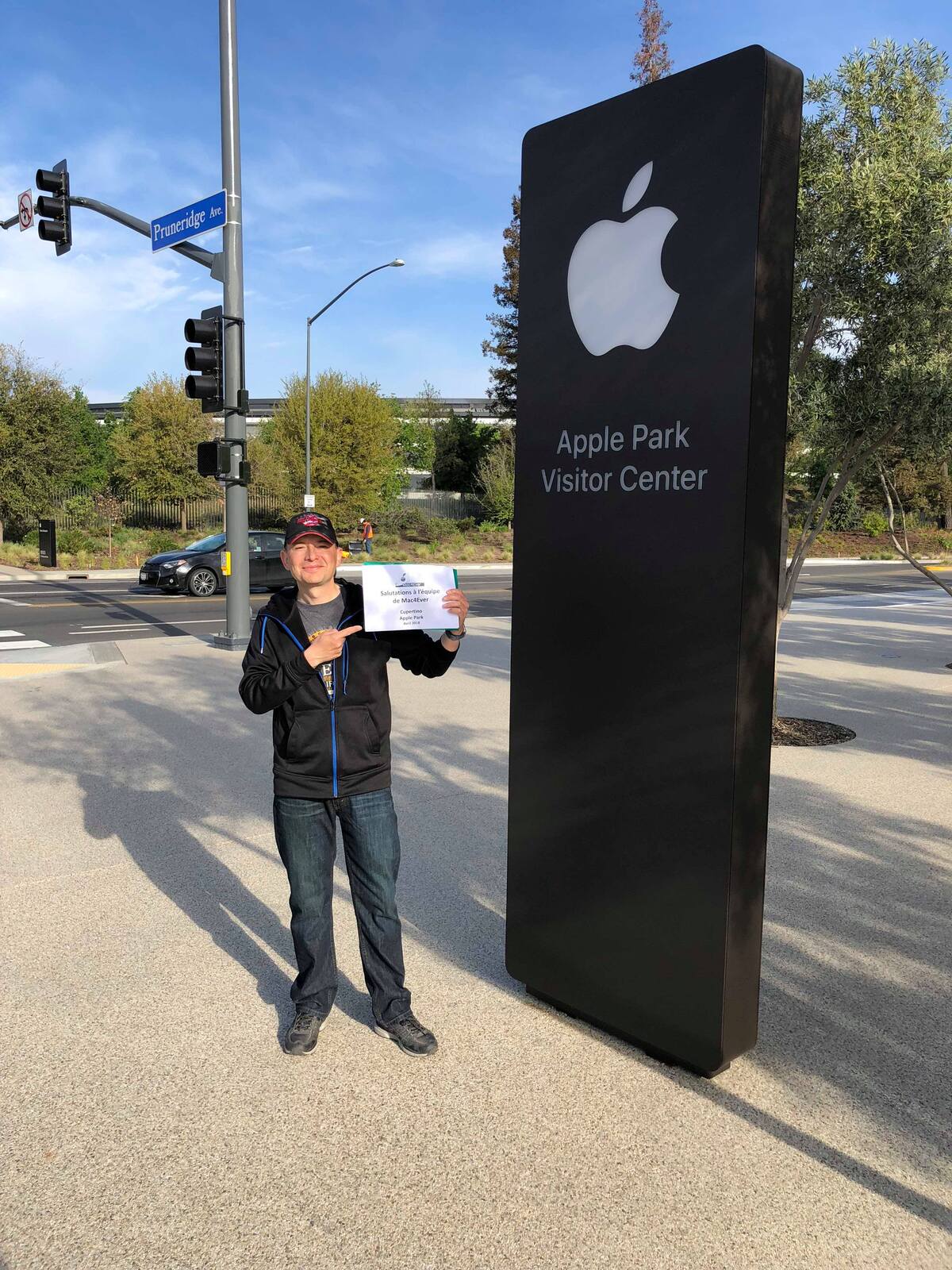 L'image du soir : quelques photos en direct de Cupertino