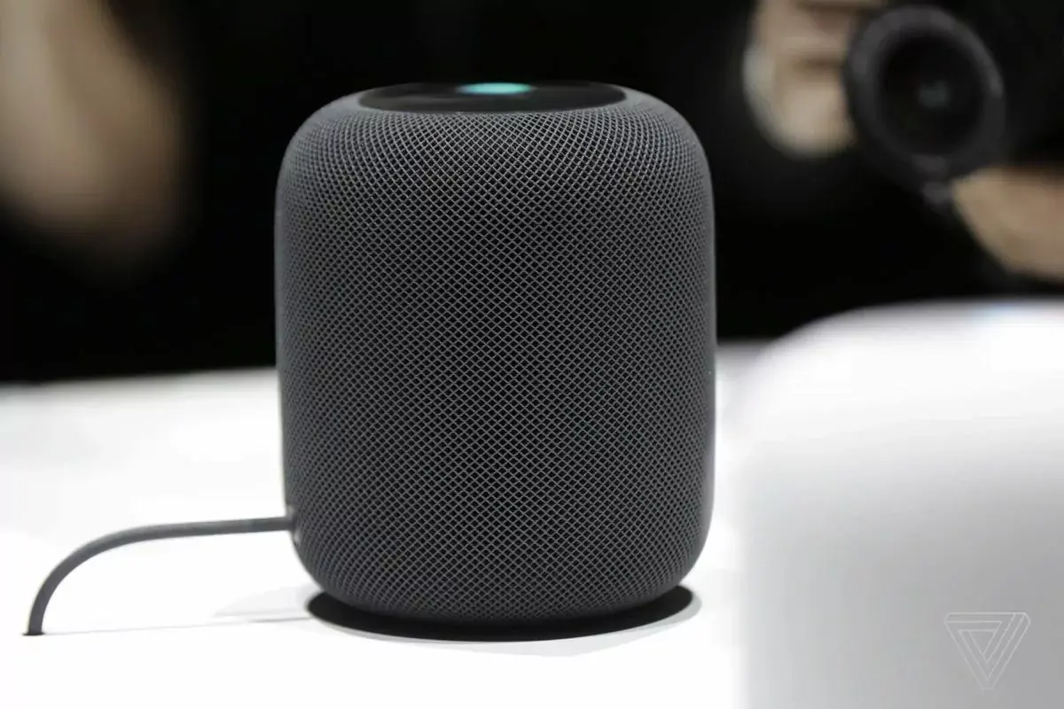 HomePod : Apple réduirait les commandes suite à une chute des ventes