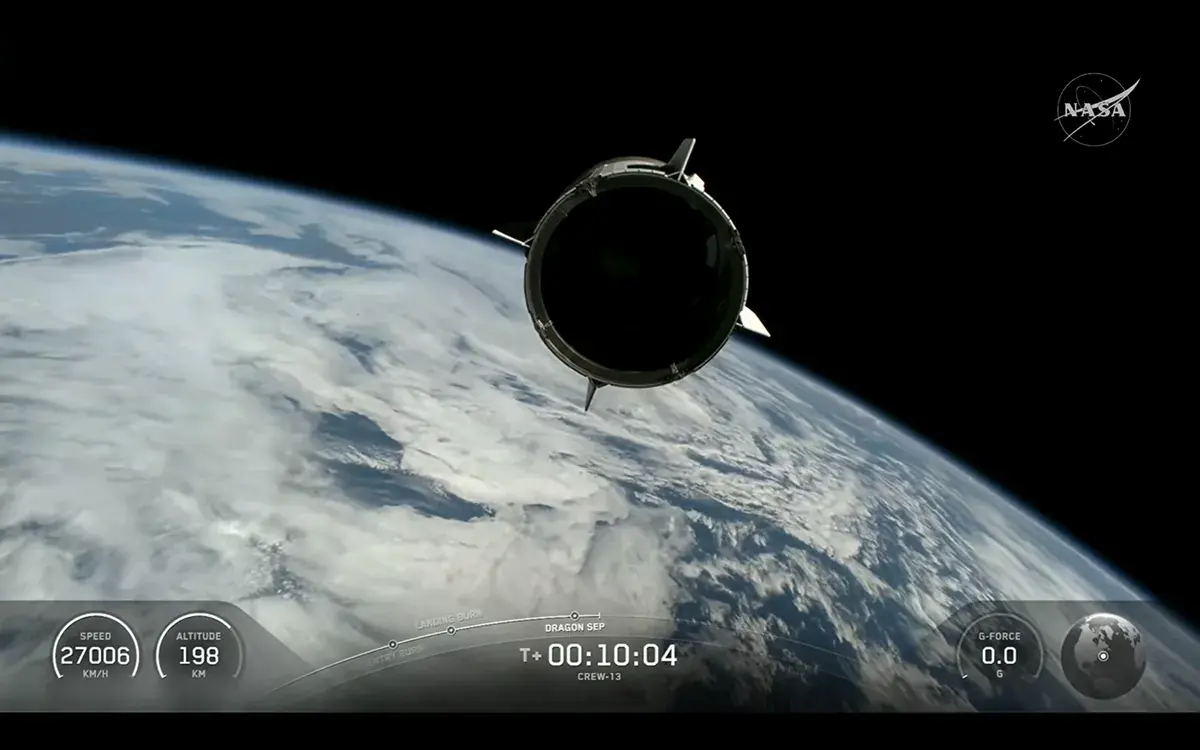 SpaceX&nbsp;: amarrage record &agrave; l'ISS en 8 heures, sauf que les Russes font trois fois mieux